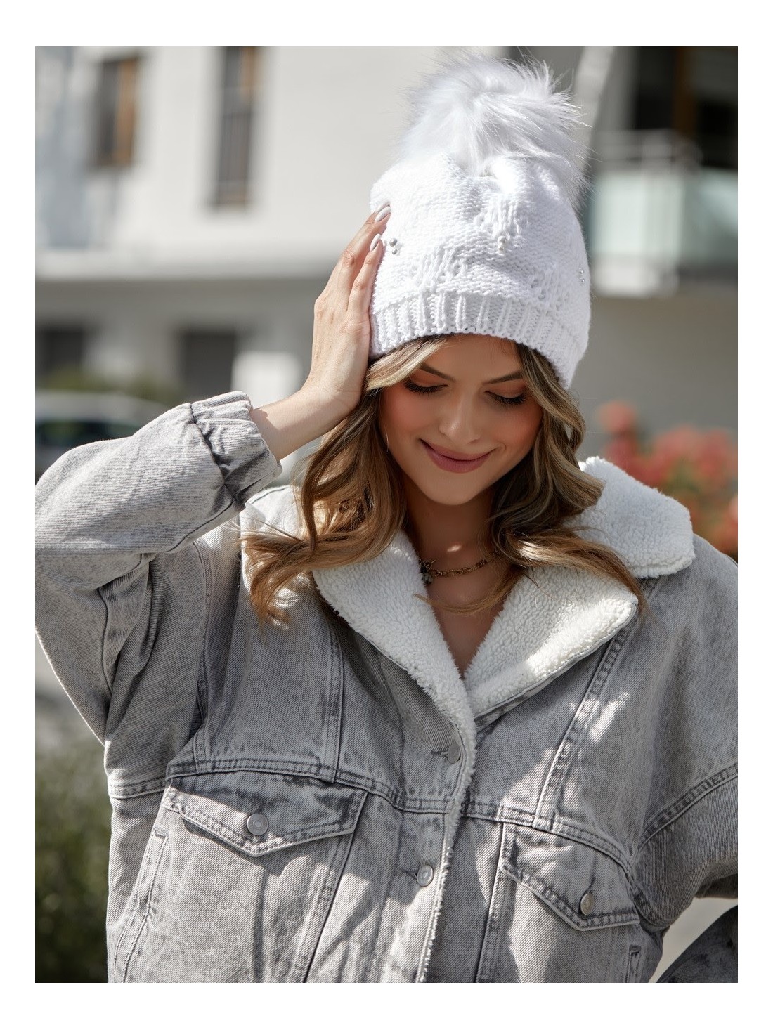 Weiße Wintermütze C8 - Online-Shop - Boutique